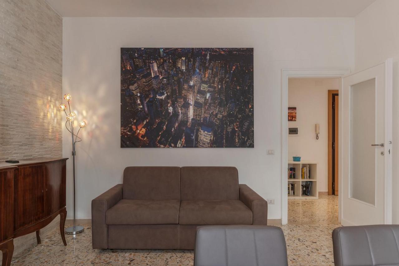 Musei Vaticani & Cipro Mm Apartment Рим Екстериор снимка